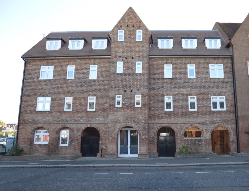 1 bed Apartment for rent in Crayford. From Alexander Charles & Browne - Forest Hill