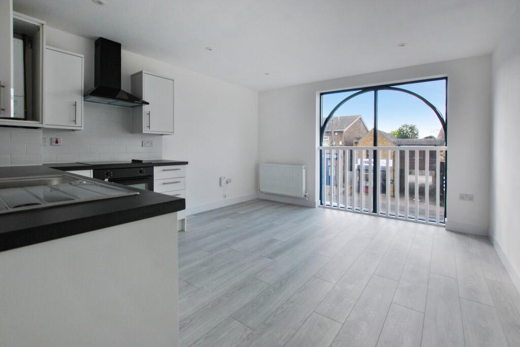 1 bed 1st Floor Flat for rent in Hartley. From Alexander Charles & Browne - Forest Hill