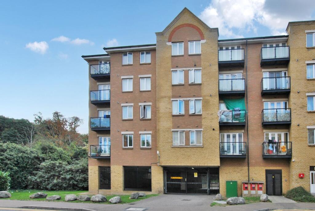 2 bed Apartment for rent in Gravesend. From Alexander Charles & Browne - Forest Hill 2 bed Apartment for rent in Gravesend. From Alexander Charles & Browne - Forest Hill