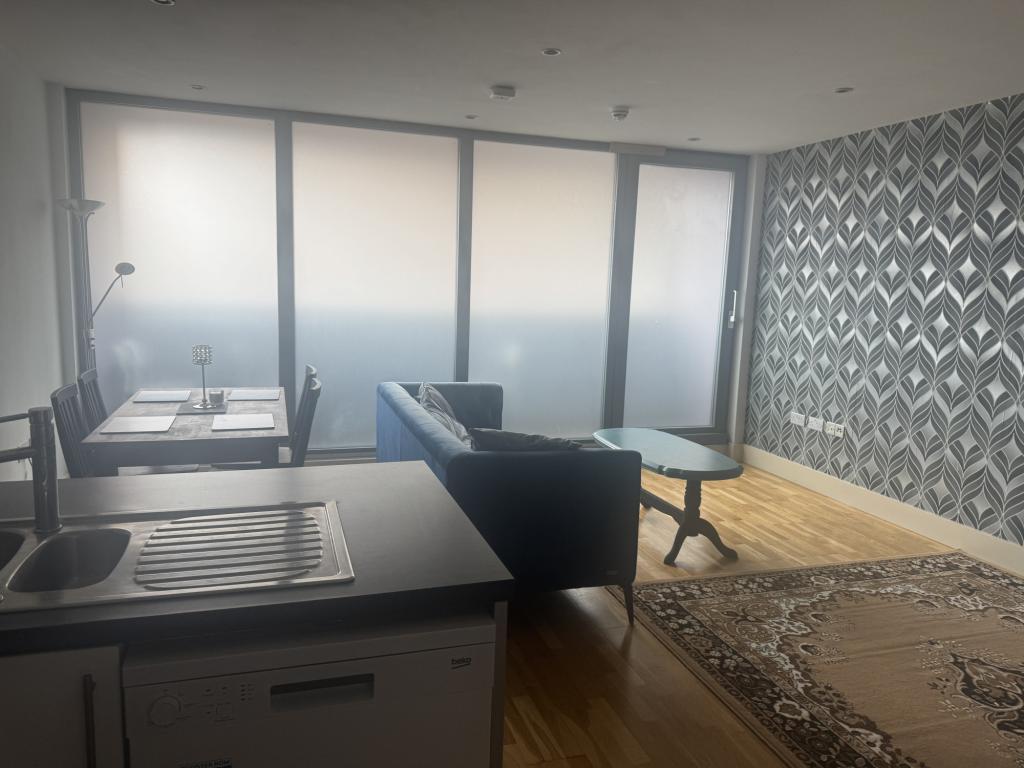 2 bed Apartment for rent in Liverpool. From Almond Property by Sue Taylor - Liverpool 2 bed Apartment for rent in Liverpool. From Almond Property by Sue Taylor - Liverpool