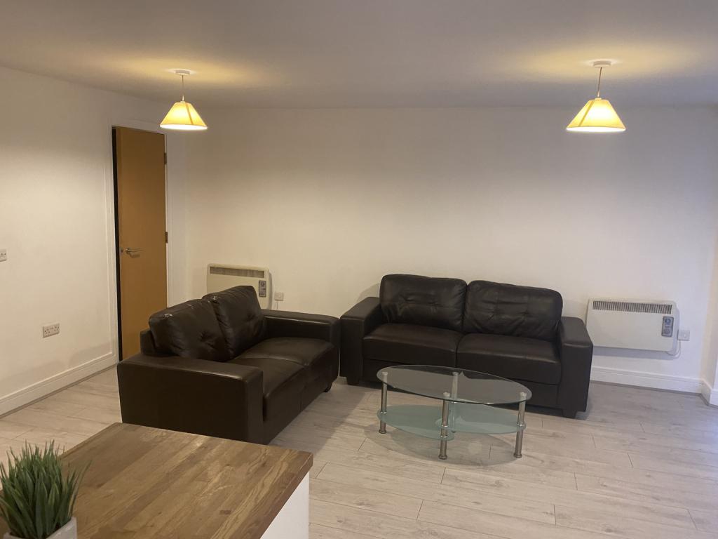 2 bed Apartment for rent in Liverpool. From Almond Property by Sue Taylor - Liverpool