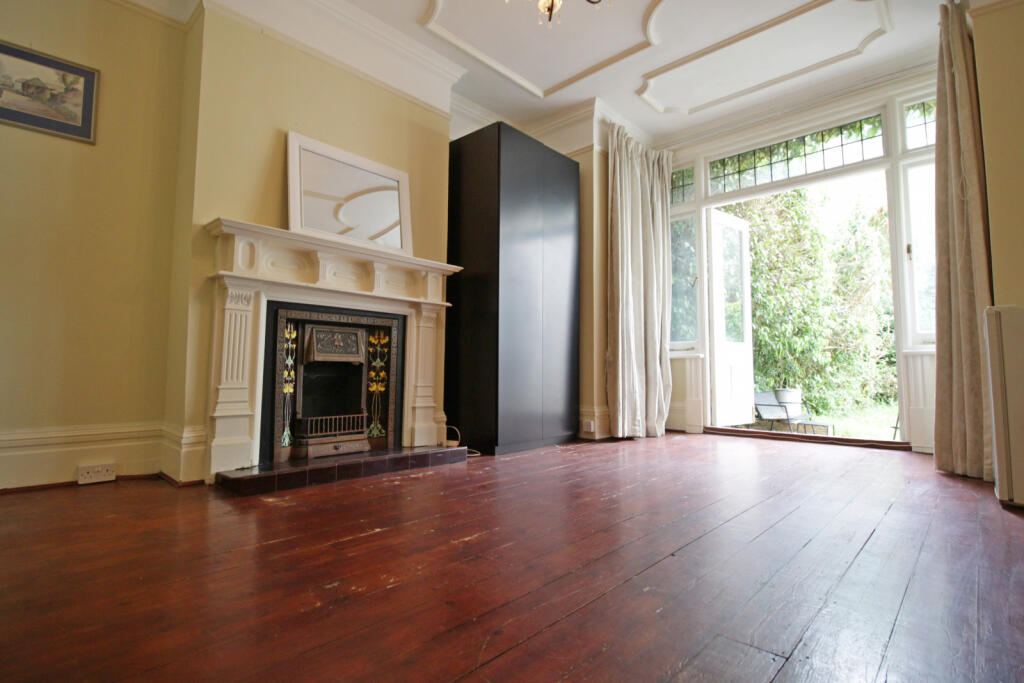 1 bed Flat Share for rent in Isleworth. From Anderson Knight