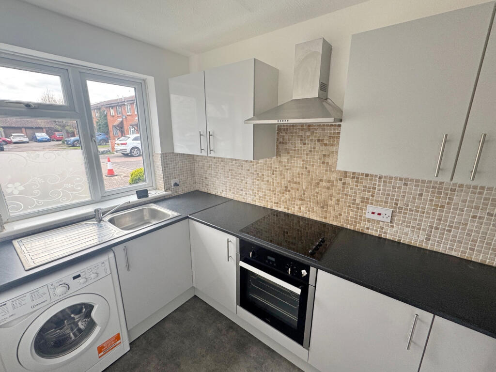 2 bed End of Terrace for rent in Hounslow. From Anderson Knight