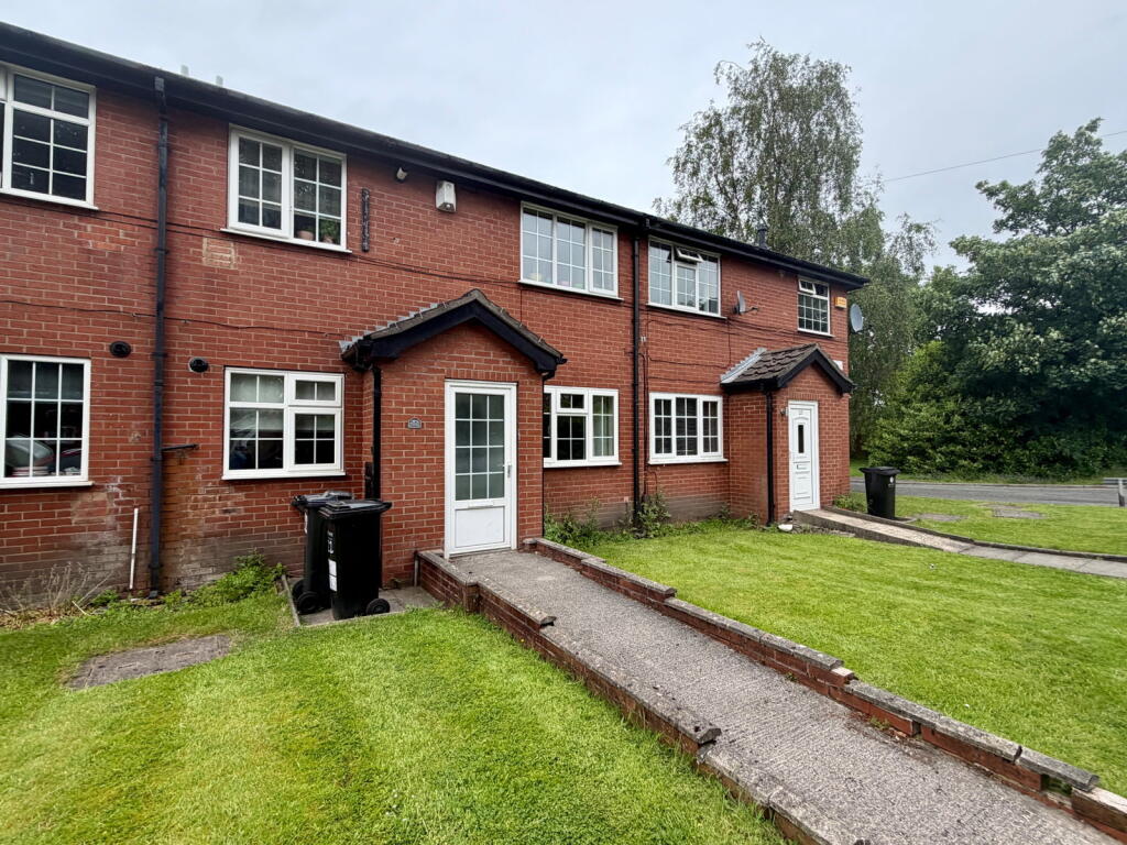 2 bed House (unspecified) for rent in Stockport. From Andrew J Dawson - Cheadle
