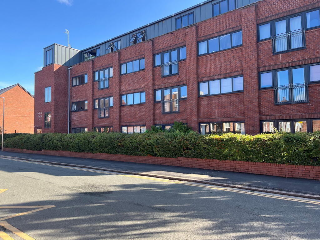 1 bed 1st Floor Flat for rent in Cheadle. From Andrew J Dawson - Cheadle