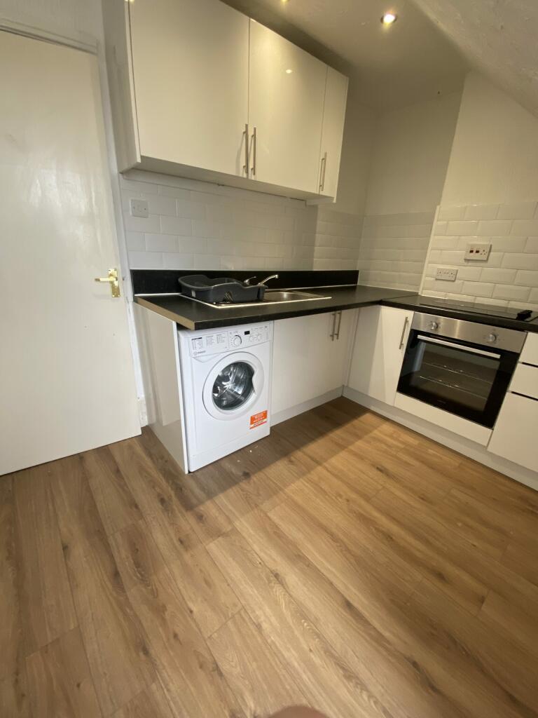 1 bed Flat for rent in Clacton-on-Sea. From Andrew Lloyd Estates Ltd