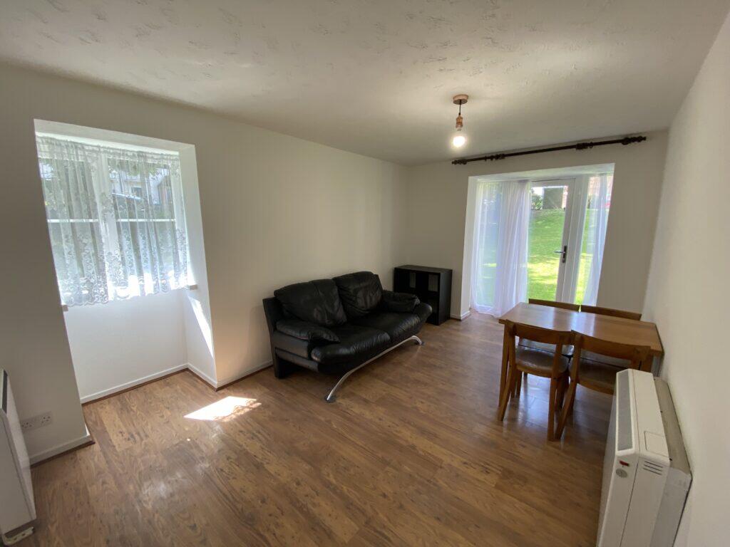 1 bed 1st Floor Flat for rent in Tottenham. From Andrew Lloyd Estates Ltd