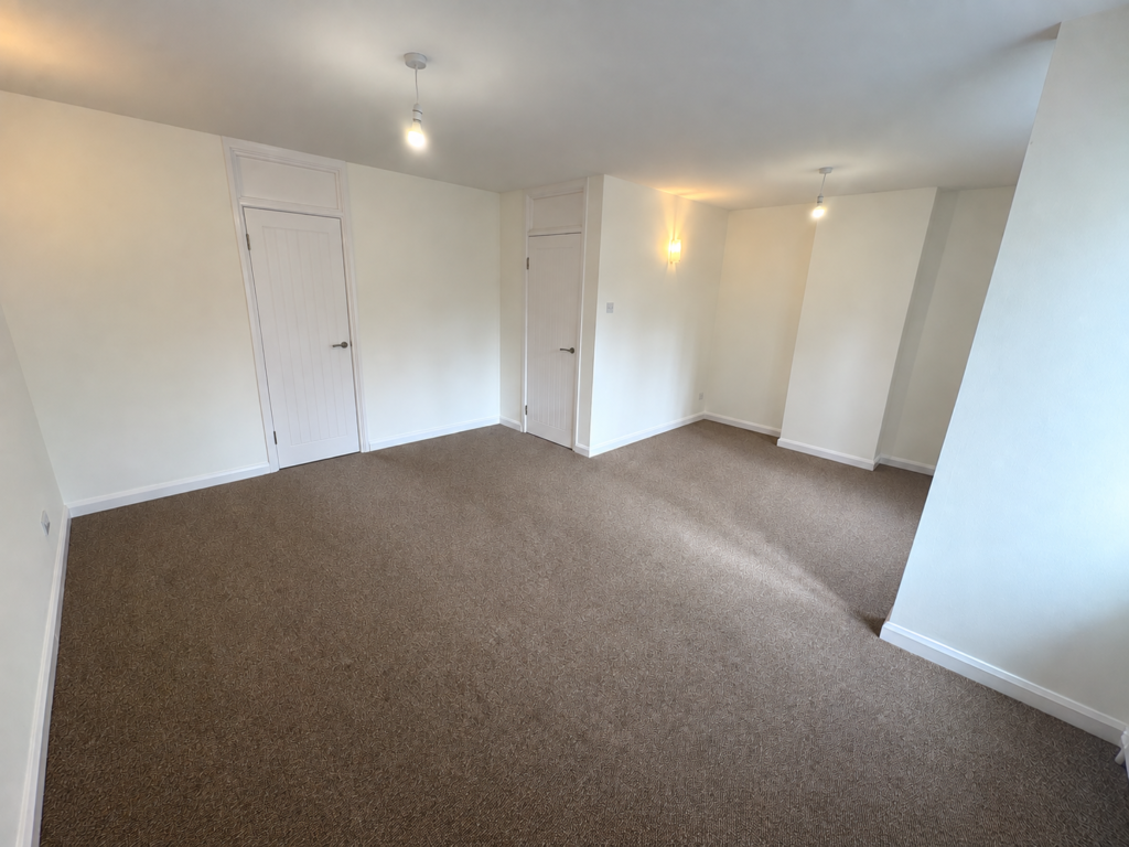 2 bed 1st Floor Flat for rent in London. From Andrew Lloyd Estates Ltd 2 bed 1st Floor Flat for rent in London. From Andrew Lloyd Estates Ltd
