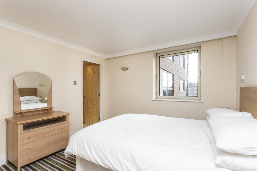 2 bed Apartment for rent in Chelsea. From Andrew Reeves - Westminster & Pimlico