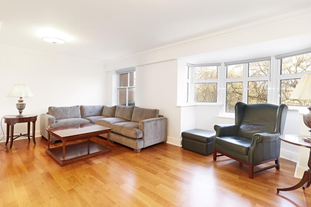 3 bed Apartment for rent in Westminster. From Andrew Reeves - Westminster & Pimlico