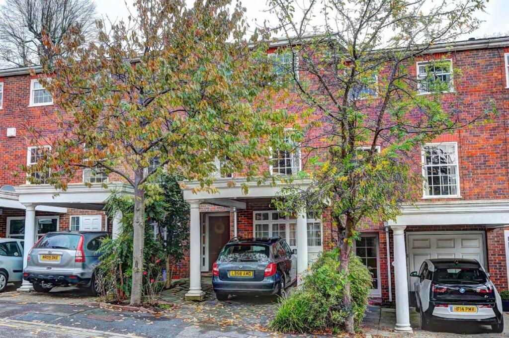 3 bed Detached for rent in Wimbledon. From andrew scott robertson