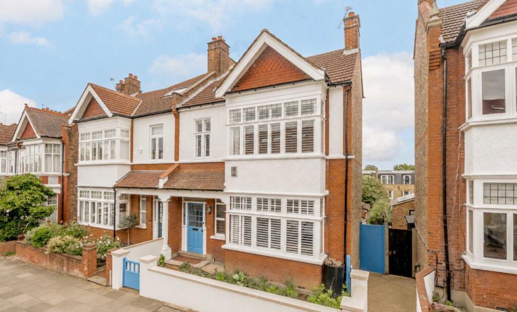 6 bed Detached for rent in Wimbledon. From andrew scott robertson