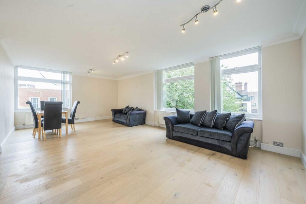 2 bed 1st Floor Flat for rent in Wimbledon. From andrew scott robertson