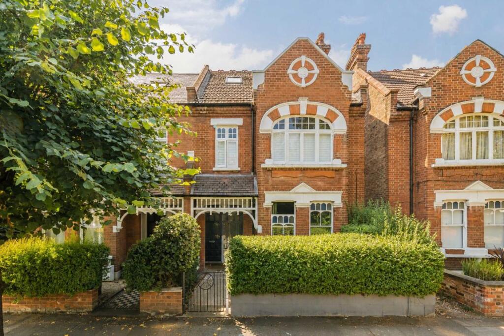 4 bed Annexe for rent in Wimbledon. From andrew scott robertson 4 bed Annexe for rent in Wimbledon. From andrew scott robertson