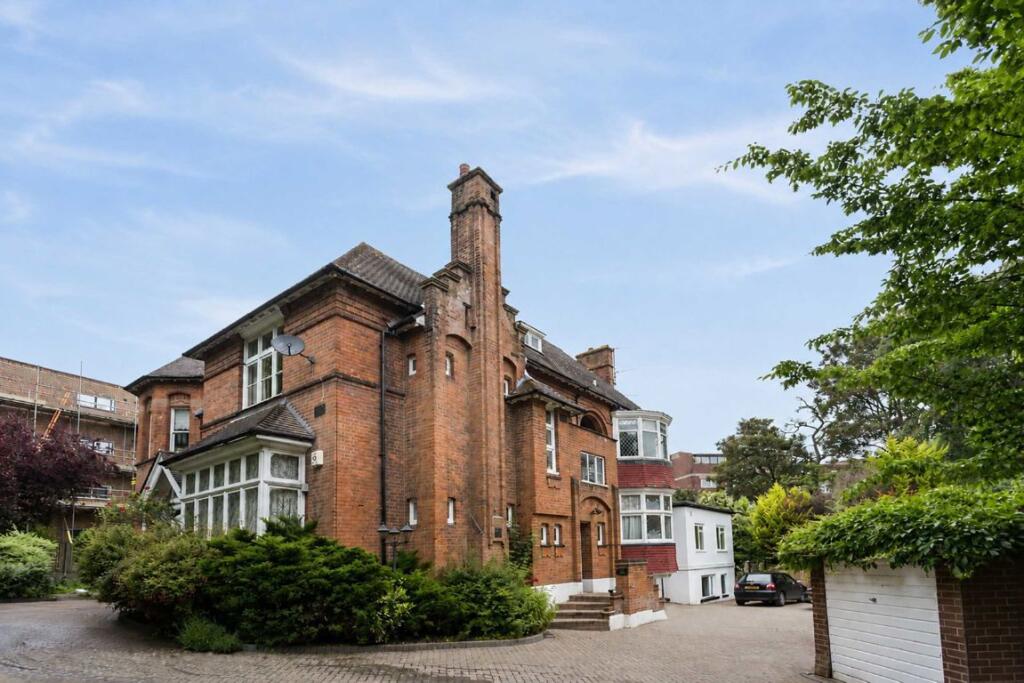 2 bed 1st Floor Flat for rent in Wimbledon. From andrew scott robertson 2 bed 1st Floor Flat for rent in Wimbledon. From andrew scott robertson