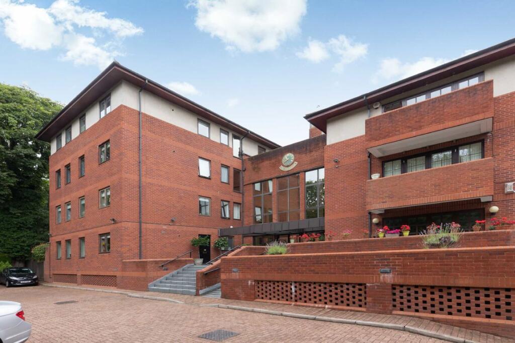 3 bed 1st Floor Flat for rent in Wimbledon. From andrew scott robertson