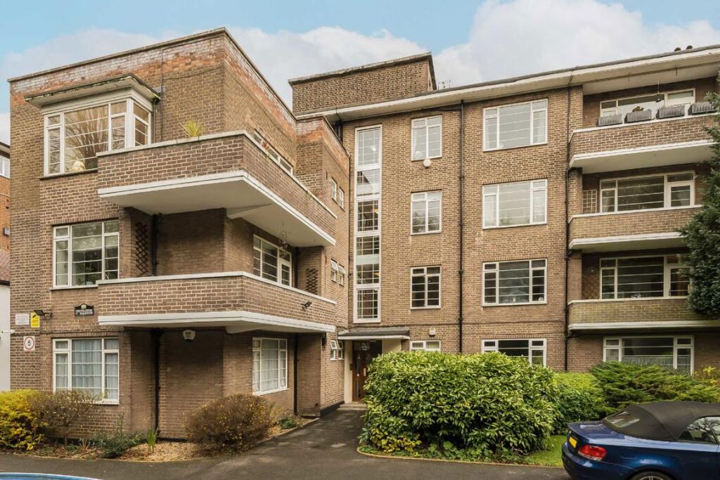 3 bed 1st Floor Flat for rent in Wimbledon. From andrew scott robertson 3 bed 1st Floor Flat for rent in Wimbledon. From andrew scott robertson