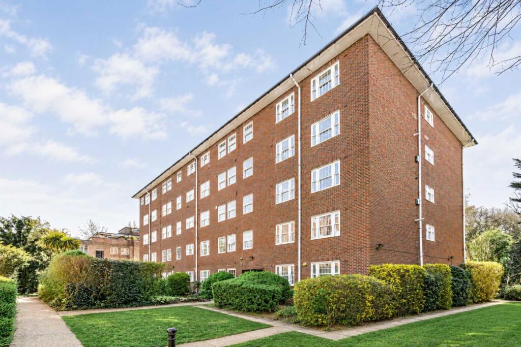2 bed 1st Floor Flat for rent in Wimbledon. From andrew scott robertson