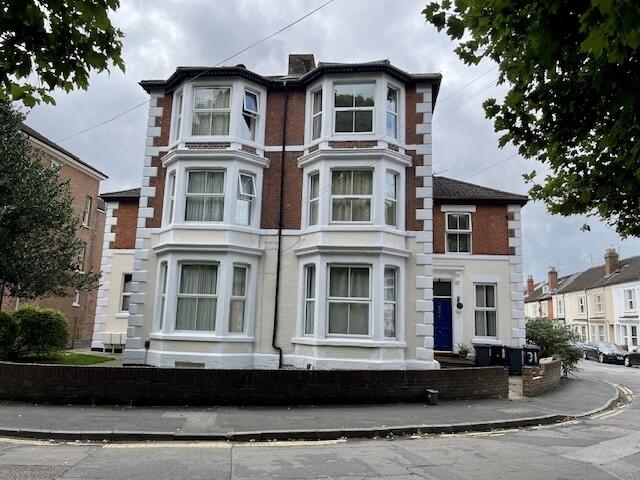 0 bed Studio for rent in Gloucester. From Andrew Walker Residential - Bath