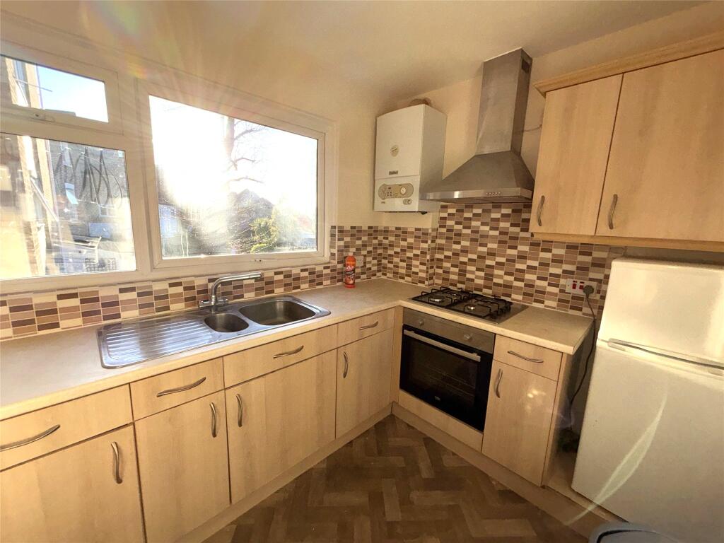 1 bed Apartment for rent in Carshalton. From Andrews Letting and Management - Wallington