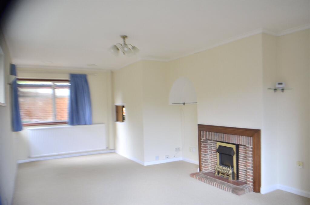 3 bed Detached for rent in Purley. From Andrews Letting and Management - Wallington
