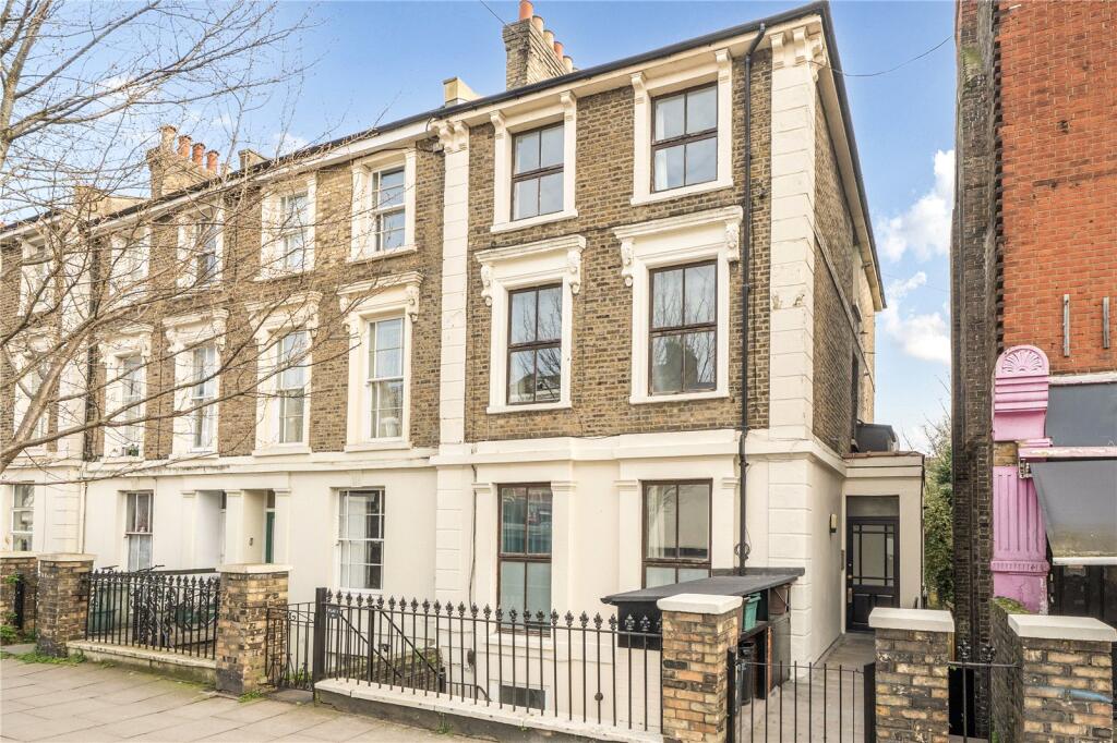 2 bed 1st Floor Flat for rent in London. From Anthony Pepe - Crouch End