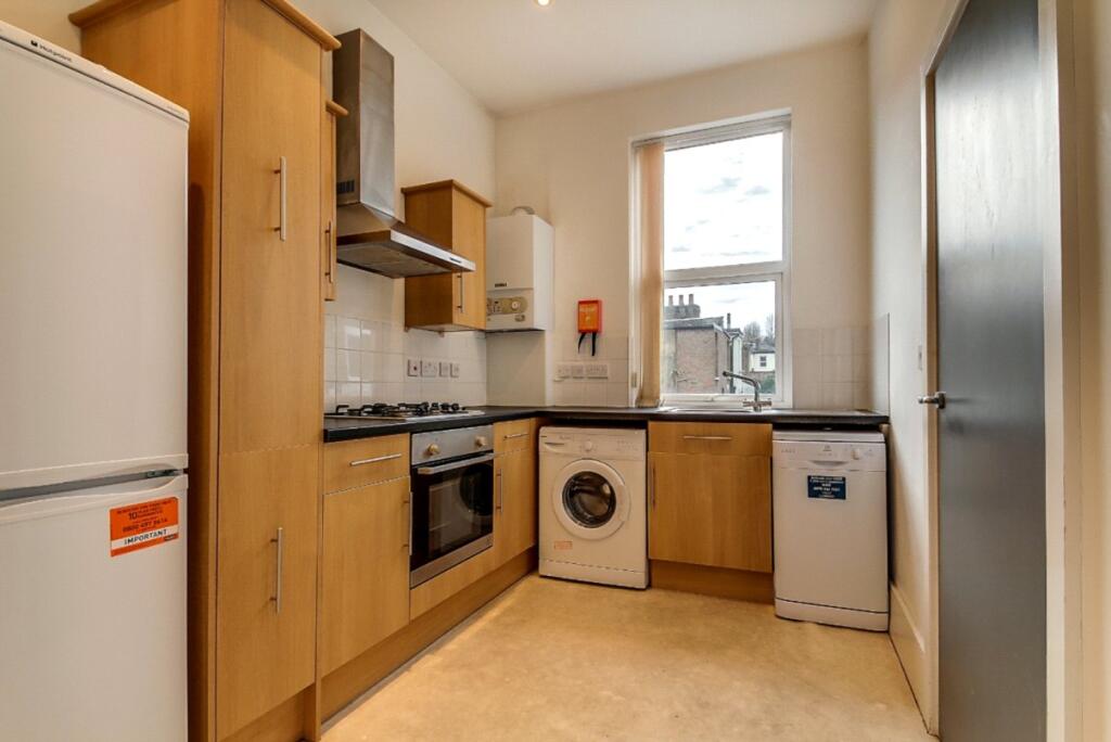 1 bed 1st Floor Flat for rent in London. From Anthony Pepe - Crouch End