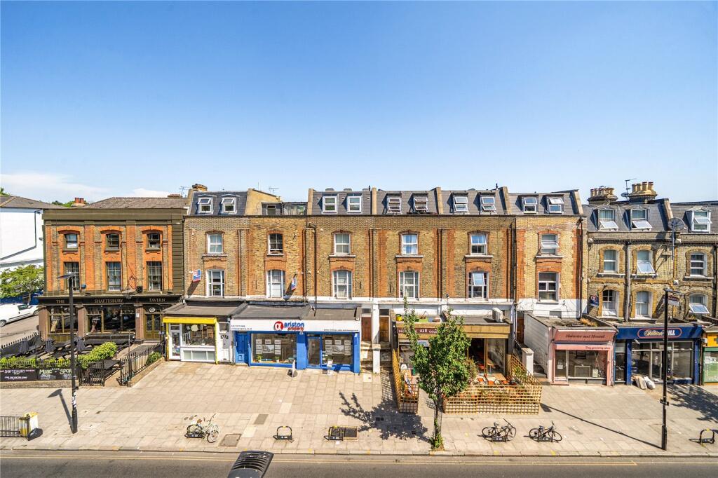 2 bed 1st Floor Flat for rent in Hornsey. From Anthony Pepe - Crouch End