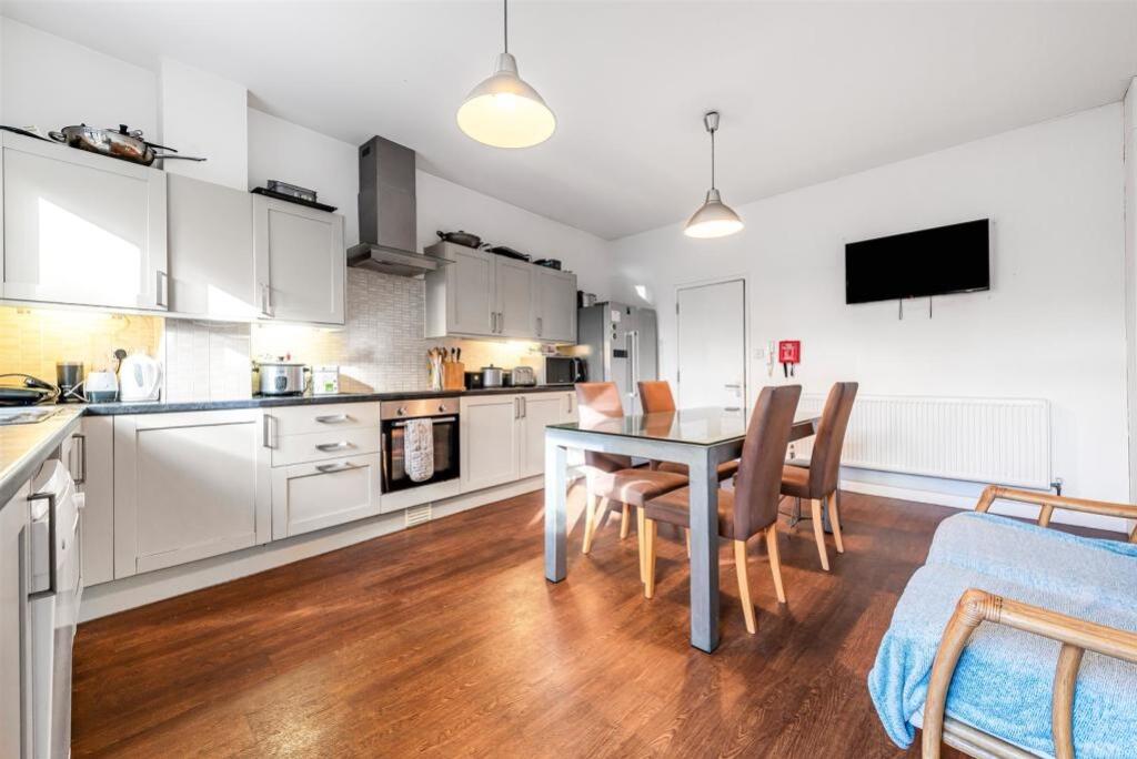 1 bed House Share for rent in Bristol. From Anthony James - Cotham