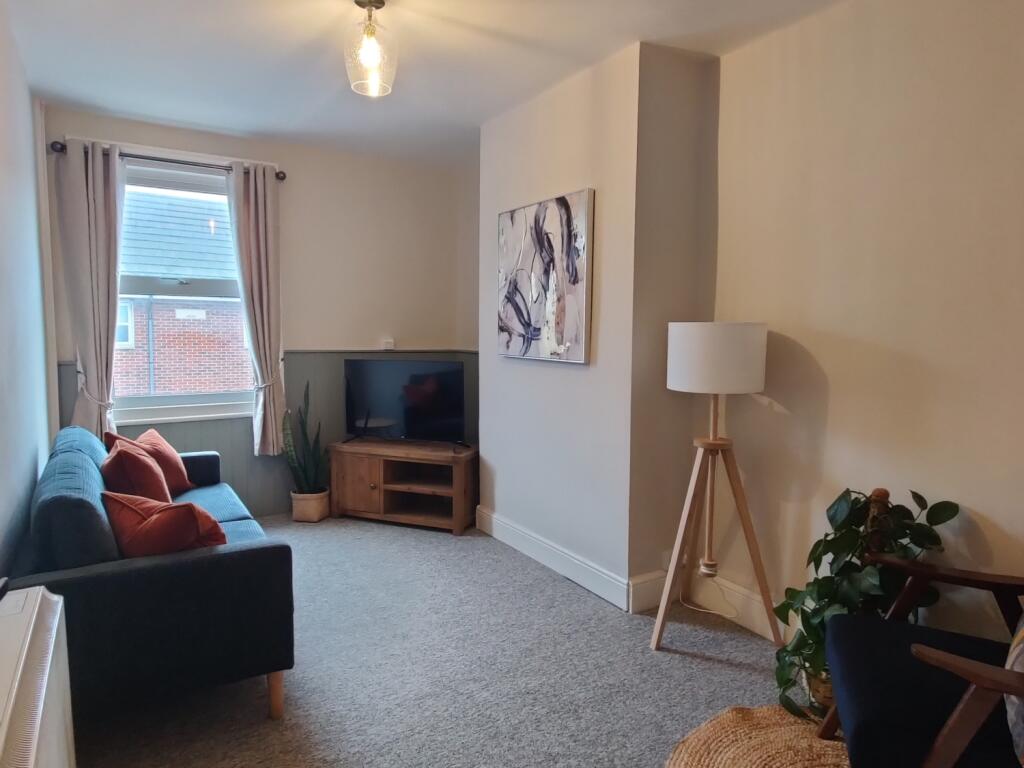 1 bed 1st Floor Flat for rent in Swindon. From Anthony James - Cotham