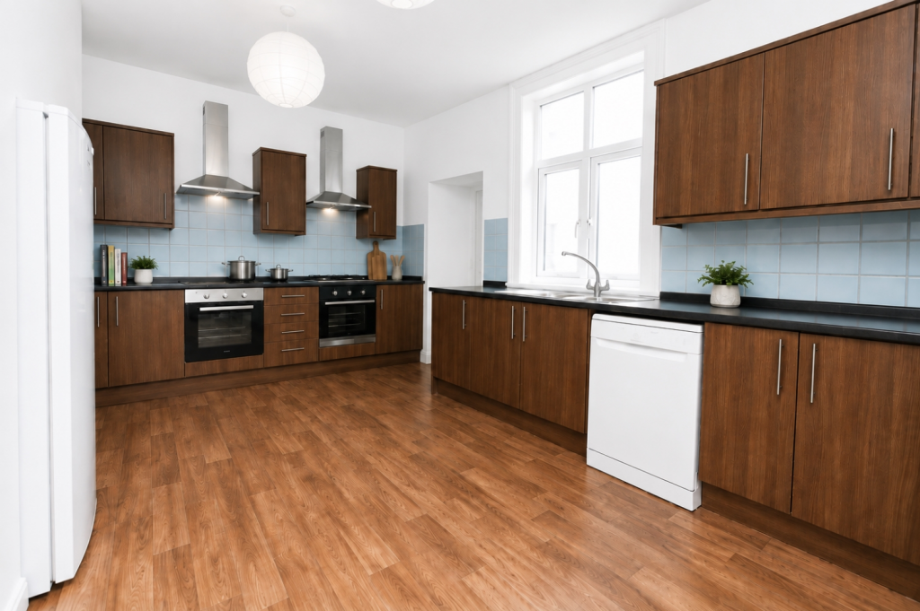10 bed Mid Terraced House for rent in Leigh Woods. From Anthony James - Cotham 10 bed Mid Terraced House for rent in Leigh Woods. From Anthony James - Cotham