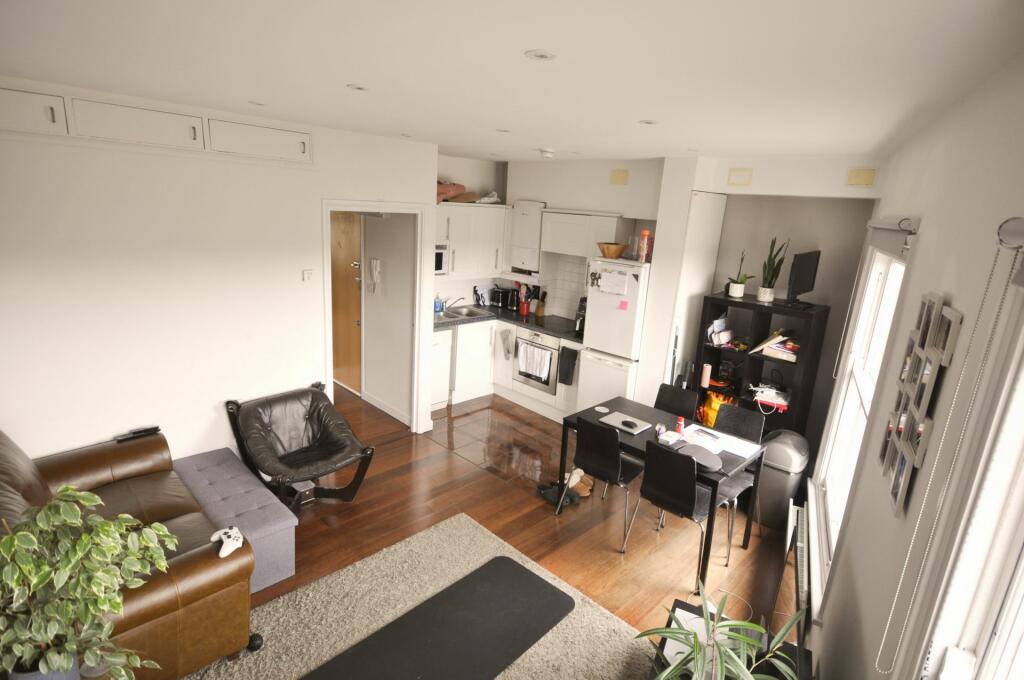 1 bed Flat for rent in Wandsworth. From Apparent Properties Ltd