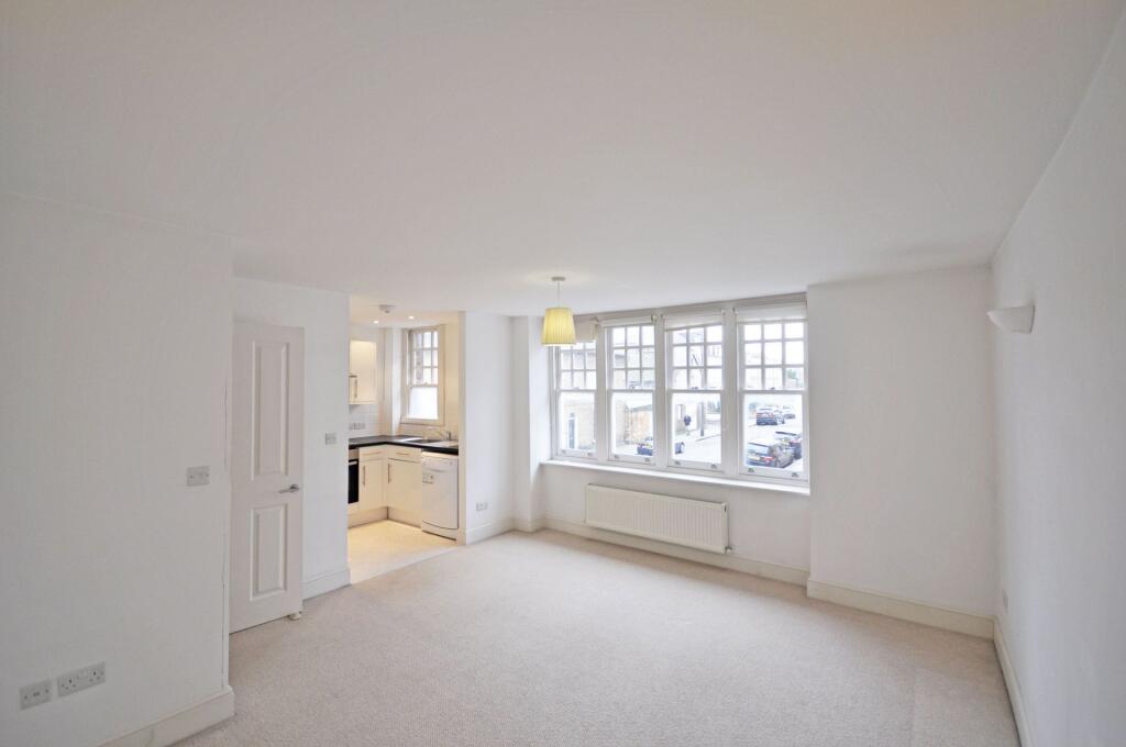 1 bed 1st Floor Flat for rent in Barnes. From Apparent Properties - Barnes