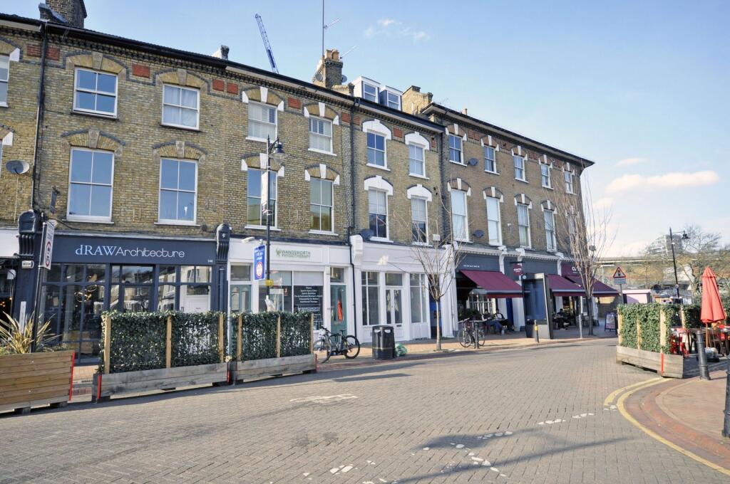 1 bed 1st Floor Flat for rent in Wandsworth. From Apparent Properties - Barnes