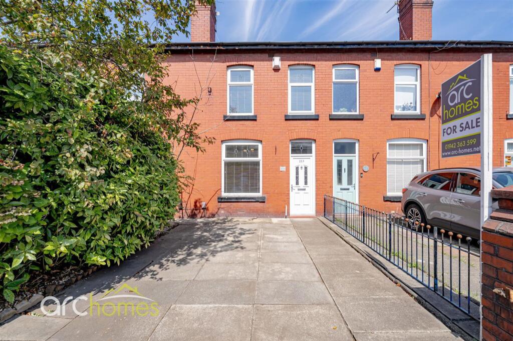 2 bed Mid Terraced House for rent in Atherton. From Arc Homes - Atherton 2 bed Mid Terraced House for rent in Atherton. From Arc Homes - Atherton