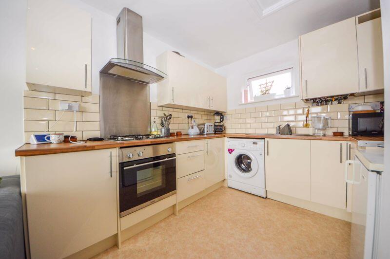 1 bed Apartment for rent in Portsmouth. From Archbold & Edwards - Waterlooville