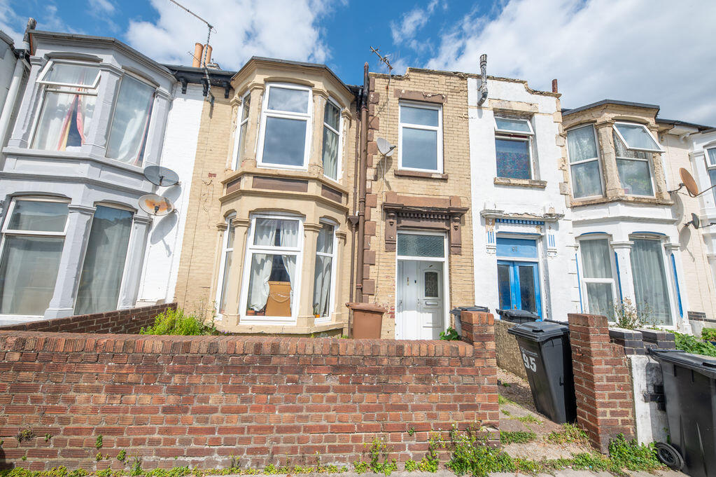 2 bed 1st Floor Flat for rent in Portsmouth. From Archbold & Edwards - Waterlooville 2 bed 1st Floor Flat for rent in Portsmouth. From Archbold & Edwards - Waterlooville