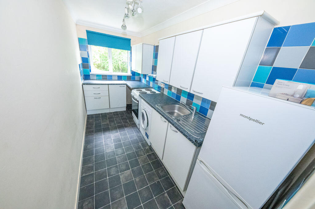 1 bed 1st Floor Flat for rent in Furzeley Corner. From Archbold & Edwards - Waterlooville 1 bed 1st Floor Flat for rent in Furzeley Corner. From Archbold & Edwards - Waterlooville