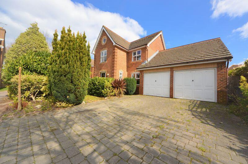 4 bed Detached for rent in Furzeley Corner. From Archbold & Edwards - Waterlooville