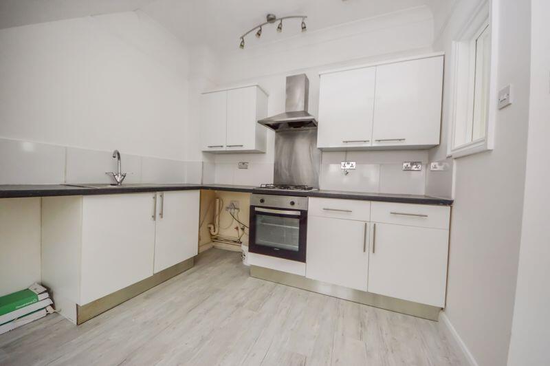 1 bed Mid Terraced House for rent in Portsmouth. From Archbold & Edwards - Waterlooville 1 bed Mid Terraced House for rent in Portsmouth. From Archbold & Edwards - Waterlooville