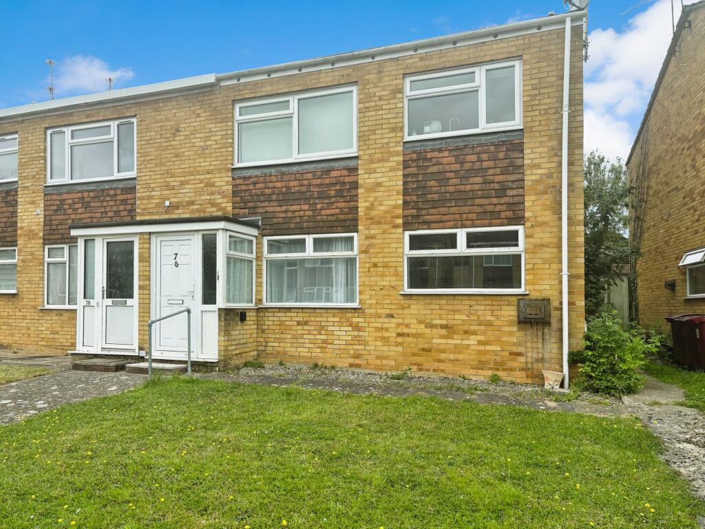 2 bed 1st Floor Flat for rent in Sulham. From Arins - Tilehurst