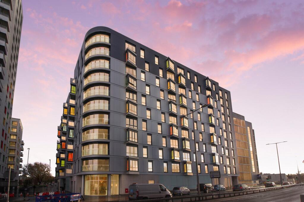 1 bed 1st Floor Flat for rent in Reading. From Arins - Tilehurst
