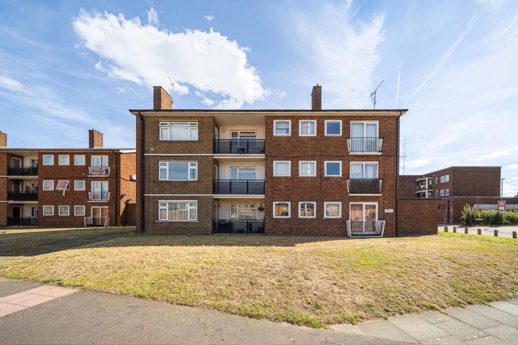 2 bed 1st Floor Flat for rent in Crayford. From Ashton Reeves - Kent