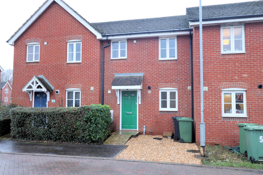3 bed Mid Terraced House for rent in Downham Market. From Ashton Roberts - Downham Market