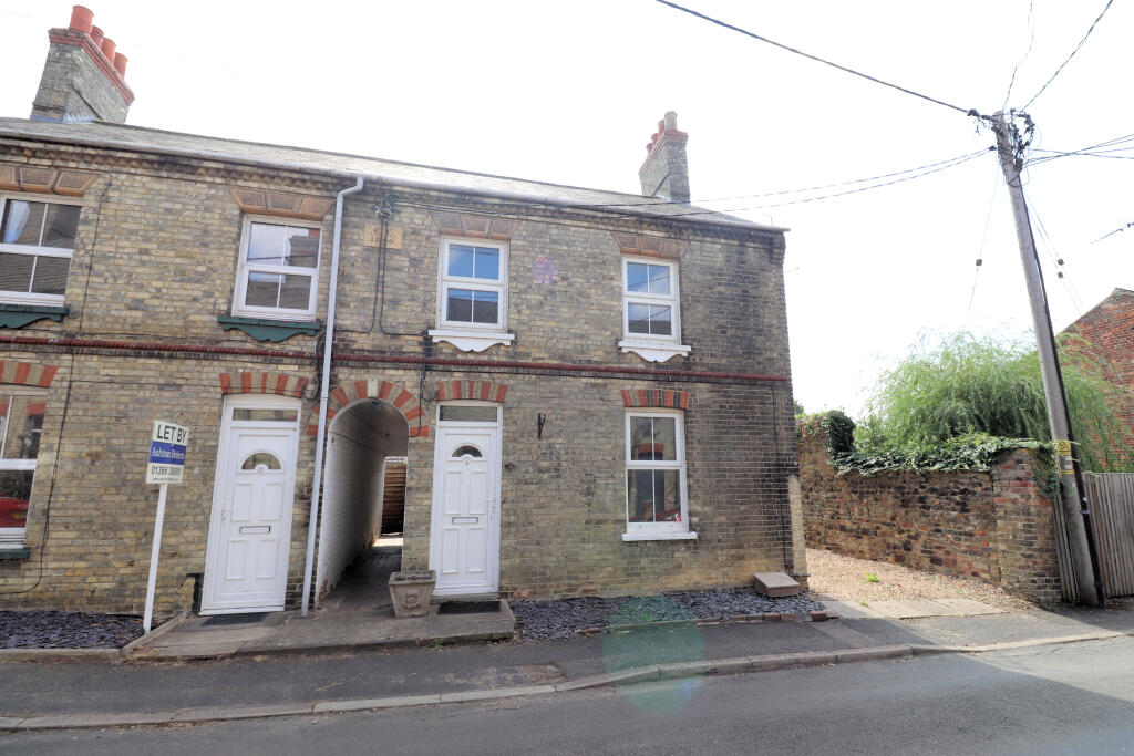 4 bed Semi Detached for rent in Downham Market. From Ashton Roberts - Downham Market