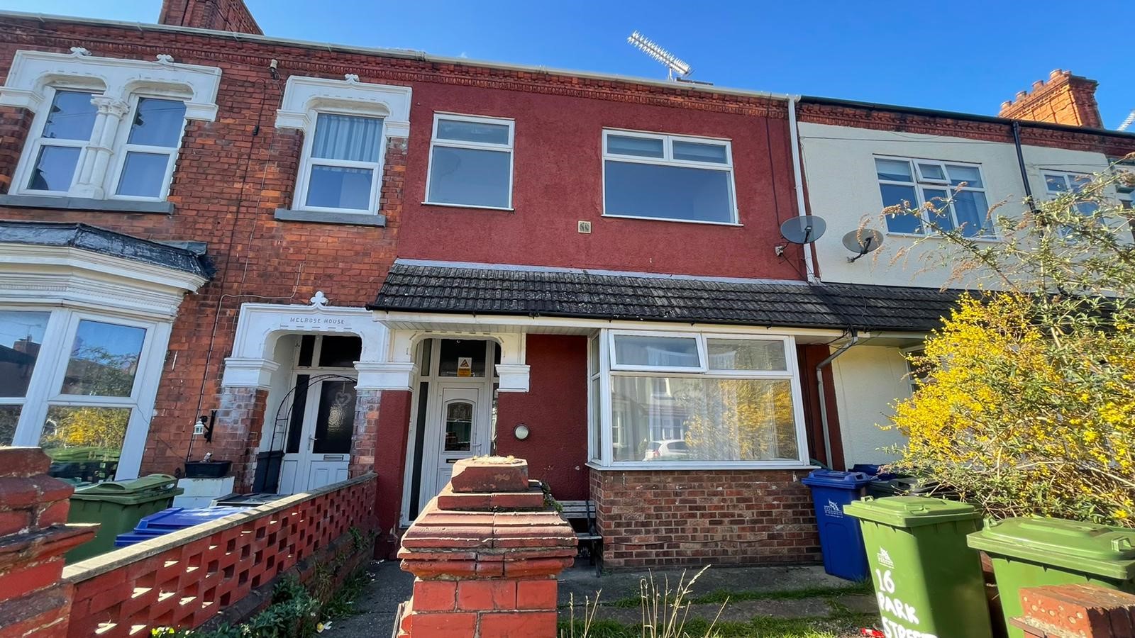 1 bed Mid Terraced House for rent in Grimsby. From Aston Estates - Cleethorpes