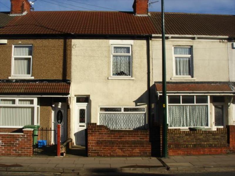 2 bed Mid Terraced House for rent in Grimsby. From Aston Estates - Cleethorpes