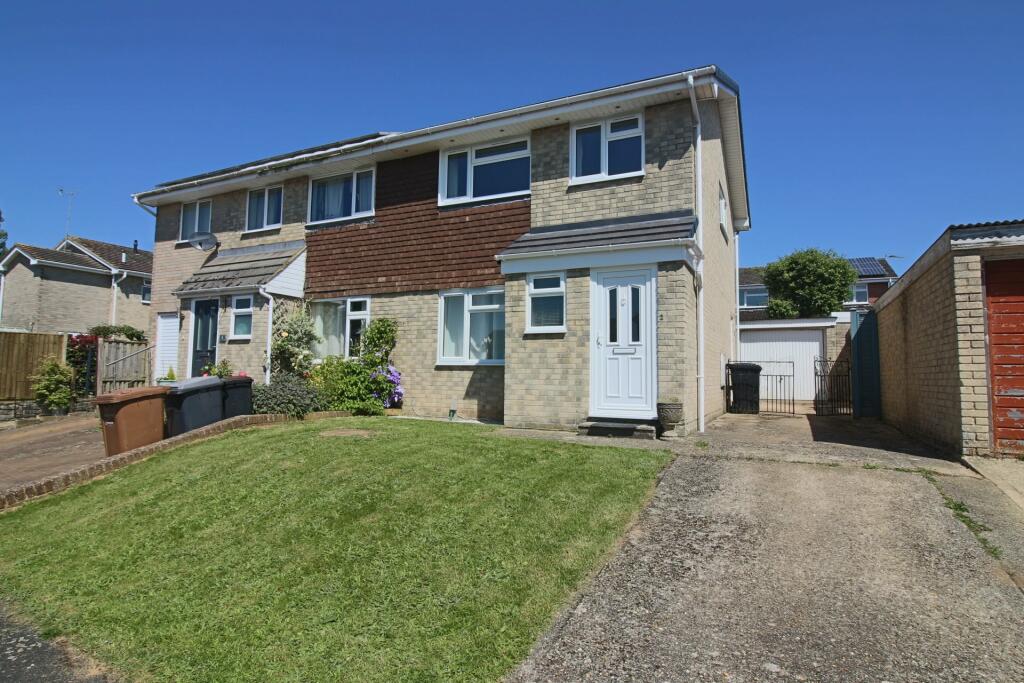 3 bed Semi-Detached House for rent in Charlton. From Austin Hawk Estate Agents - Andover - Lettings