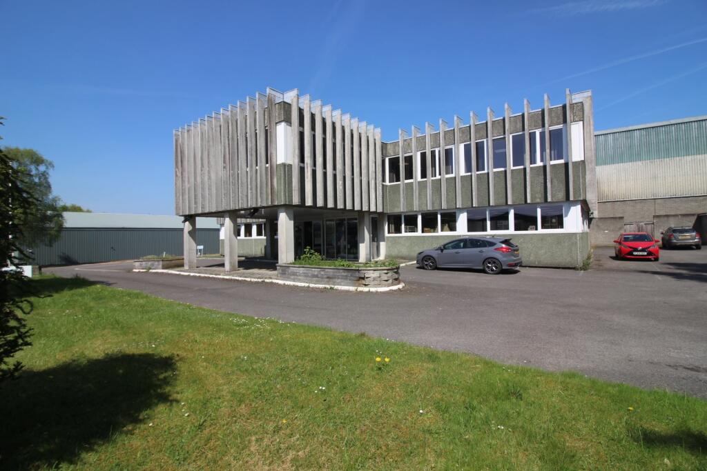 2 bed Detached for rent in Andover. From Austin Hawk Estate Agents - Andover