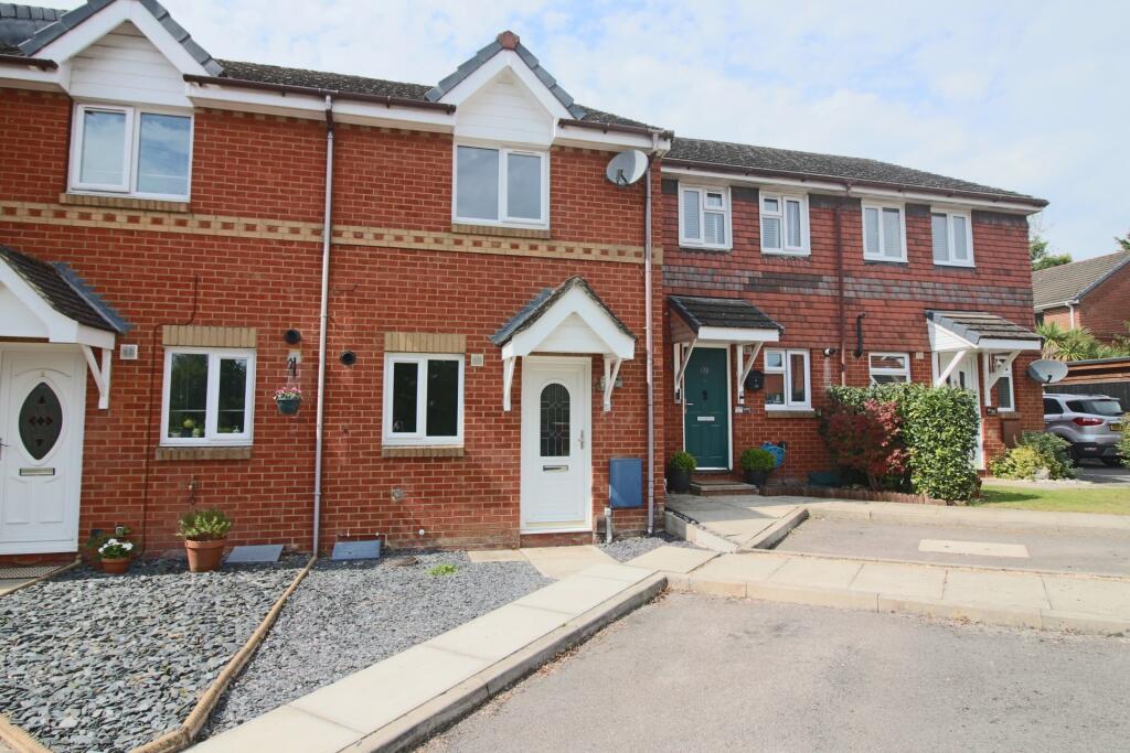 2 bed Mid Terraced House for rent in Charlton. From Austin Hawk Estate Agents - Andover